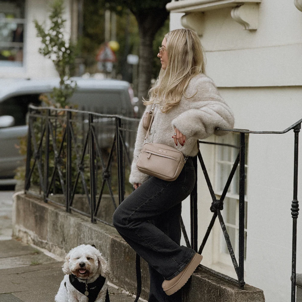 PU Leather Dog Walking Bag Bundle - Caramel - Image 14